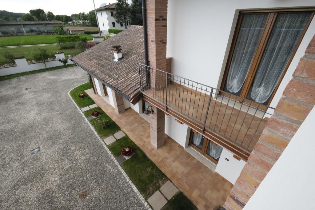 Corte Di Tosina Monzambano Exterior foto